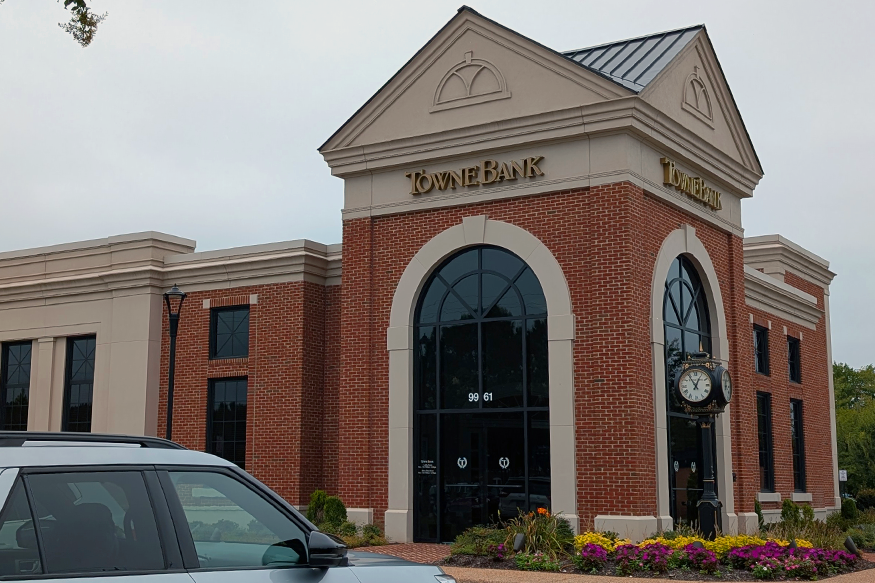 TowneBank completes $476M acquisition of Dogwood State Bank