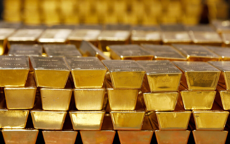Gold plunges $250 after hitting record high