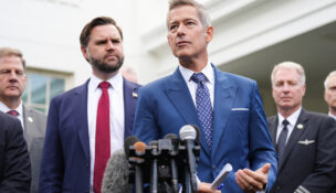 Transportation Secretary Sean Duffy, from right, speaks alongside Vice President JD Vance and Chris Sununu, president & CEO of Airlines for America, about the impact of the government shutdown on the aviation industry, outside of the West Wing of the White House, Thursday, Oct. 30, 2025, in Washington. (AP Photo/Jacquelyn Martin)
