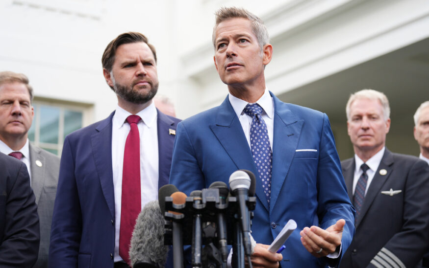 Transportation Secretary Sean Duffy, from right, speaks alongside Vice President JD Vance and Chris Sununu, president & CEO of Airlines for America, about the impact of the government shutdown on the aviation industry, outside of the West Wing of the White House, Thursday, Oct. 30, 2025, in Washington. (AP Photo/Jacquelyn Martin)