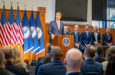 Gov. Glenn Youngkin announced on Oct. 31, 2025, that AstraZeneca, Eli Lilly, Merck and state entities signed a memorandum of understanding to establish a training center. Photo Kaitlyn DeHarde, Office of Gov. Glenn Youngkin.