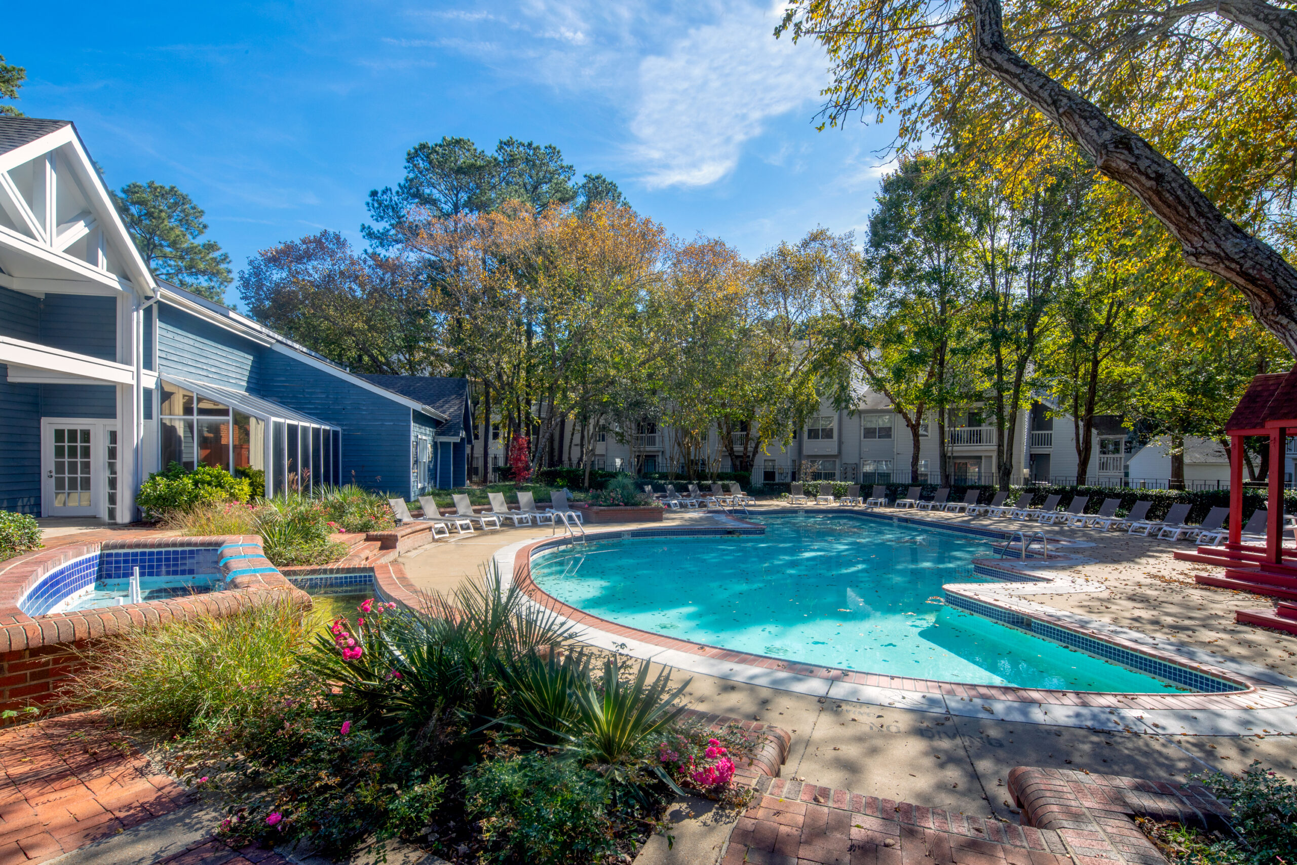 Harbor Group International buys Virginia Beach apartments for $86M