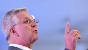 FILE PHOTO: Federal Reserve Governor Christopher Waller speaks during the Clearing House Annual Conference in New York City, U.S. November 12, 2024. REUTERS/Brendan McDermid/File Photo