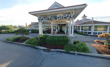 Bahama Breeze in Michigan at 19600 Haggerty Road in Livonia is closing.