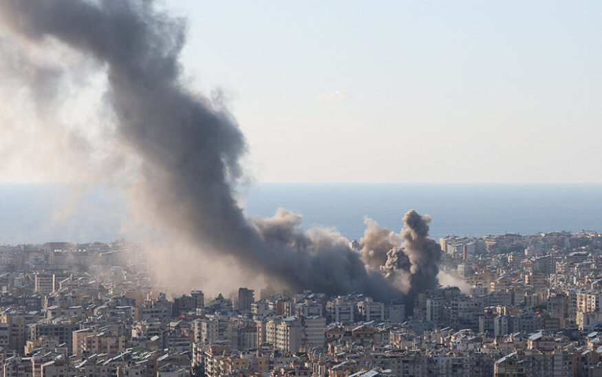Smoke and dust rise after an Israeli strike on Beirut's southern suburbs, following an escalation between Hezbollah and Israel amid the U.S.-Israeli conflict with Iran, Lebanon, March 2, 2026. REUTERS/Mohamed Azakir