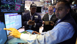 Traders work on the floor at the New York Stock Exchange (NYSE) in New York City, U.S., March 5, 2026. REUTERS/Brendan McDermid