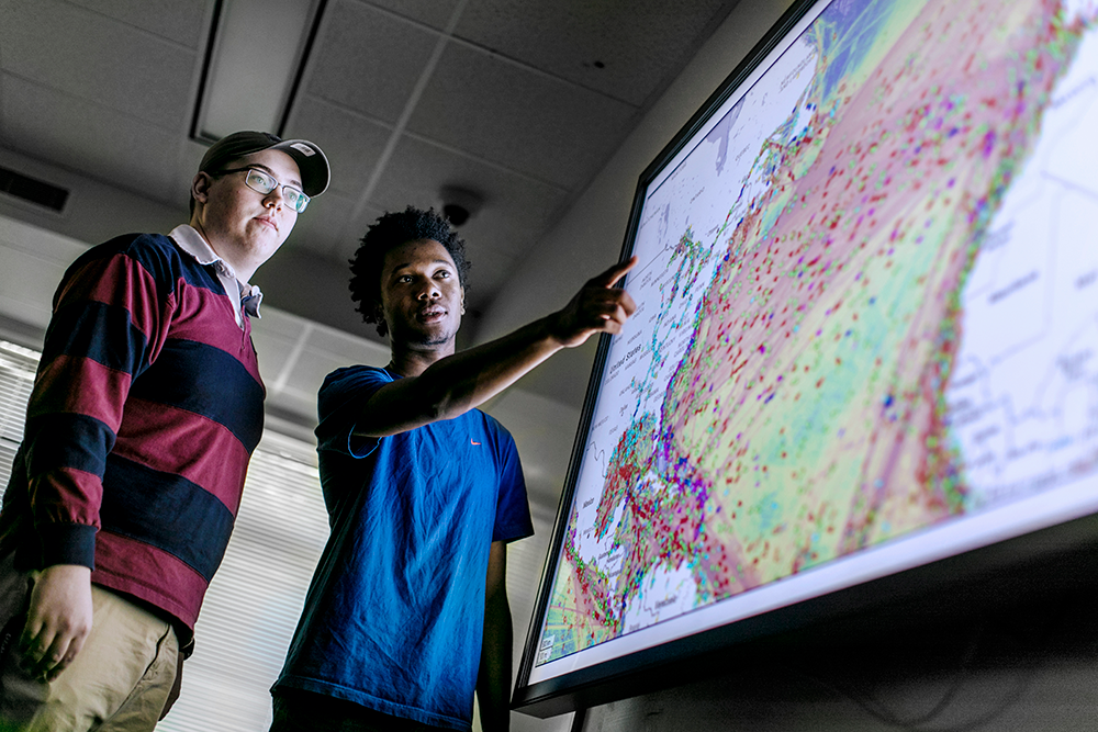 Universities adjust maritime programs for AI era