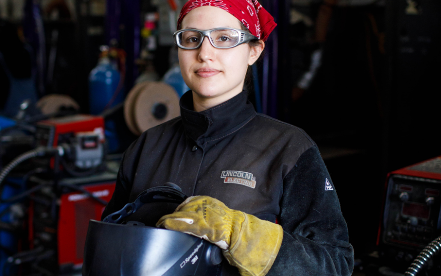 Rachel Pike is Virginia Peninsula Community College’s lead welding instructor, teaching Newport News Shipbuilding trainees. Photo by Kristen Zeis