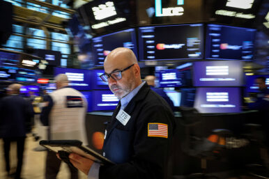 Traders work on the floor at the New York Stock Exchange (NYSE) in New York City, U.S., May 7, 2026. REUTERS/Brendan McDermid
