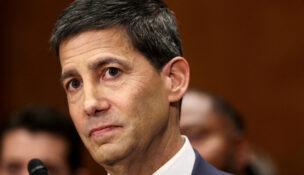 Kevin Warsh, U.S. President Donald Trump's nominee to be next chair of the Federal Reserve, testifies before a Senate Banking Committee confirmation hearing on Capitol Hill in Washington, D.C., U.S., April 21, 2026. REUTERS/Kevin Lamarque/File Photo
