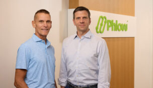 L to R: Tim Mayleben and Dr. Eric Edwards. Courtesy of Phlow
