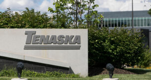 Tenaska, a Nebraska energy company, hopes to build a battery energy storage project near Leesburg. Photo by Alamy