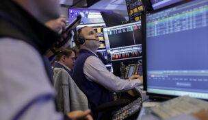 Wall St ends modestly higher as AI zeal overcomes Middle East jitters