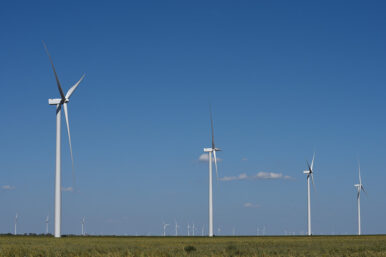 Wind turbines generate power on a farm near Throckmorton, Texas U.S. August 24, 2018. Picture taken August 24, 2018. REUTERS/Nick Oxford