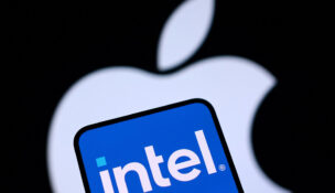 Intel and Apple logos are seen in this illustration taken September 24, 2025. REUTERS/Dado Ruvic/Illustration