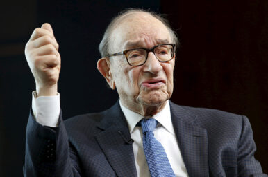 Former Federal Reserve Chair Alan Greenspan speaks at a Brookings Institution forum on "Achieving Strong Economic Growth" in Washington April 8, 2015. REUTERS/Yuri Gripas