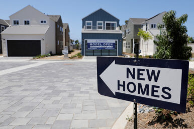 Newly constructed single family homes are shown for sale in Encinitas, California, U.S., July 31, 2019. REUTERS/Mike Blake/File Photo