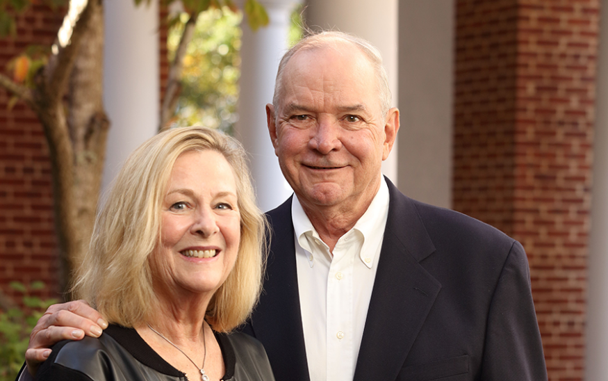 U.Va. alumni Kathleen and David LaCross. Photo courtesy University of Virginia