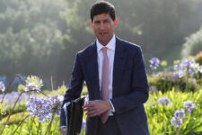 Chair of the Board of Governors of the Federal Reserve System Kevin Warsh enters for the morning session at the ECB Forum, in Sintra, Portugal June 30, 2026. REUTERS/Pedro Rocha