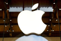 View of an Apple logo at an Apple store in Paris, France, April 23, 2025. REUTERS/Abdul Saboor/File Photo