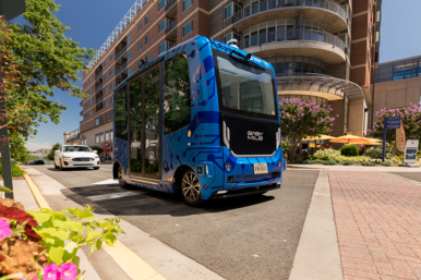 Dominion’s autonomous electric EZ10 Relay shuttle debuted in Fairfax County in October 2020, ferrying passengers between the Dunn Loring Metro station and the Mosaic District. 