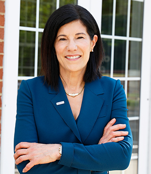 MARIA TEDESCO President, Atlantic Union Bank, Richmond