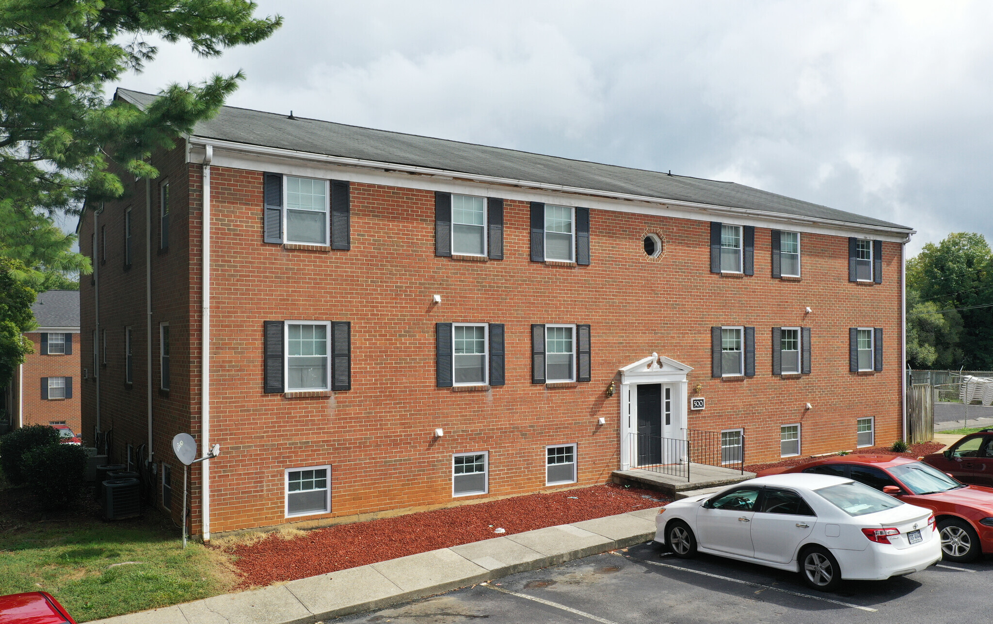 Salem apartment complex sells for 12M Virginia Business